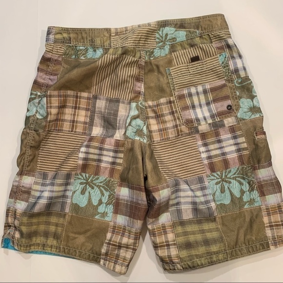 American Eagle swim trunks - Picture 8 of 12